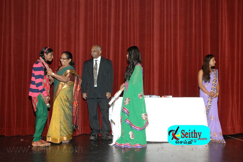 Jaffna-Hindu121013Toronto (53).jpg